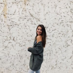 Meet your Posher, Evelyn